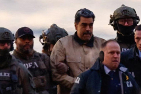 Венесуэла-США. Мадуро могут приговорить к смертной казни. По улицам Каракаса протащили памятник другу Лукашенко