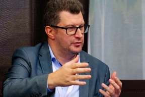 «Человек не должен быть уволен с работы за то, что власти называют нелояльностью»