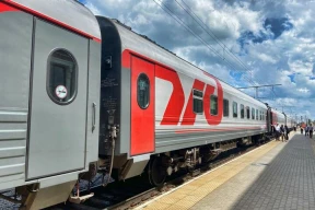 Конвейер репрессий. Беларуску с ребенком сняли с поезда Калининград — Адлер —в телефоне нашли «экстремистскую группу». Житель Светлогорска, который приехал из Польши, нашелся в СИЗО